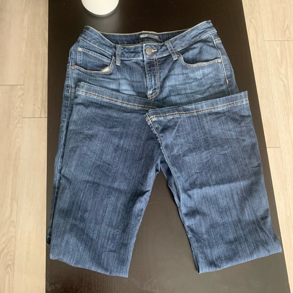 Vera Wang Flare jeans